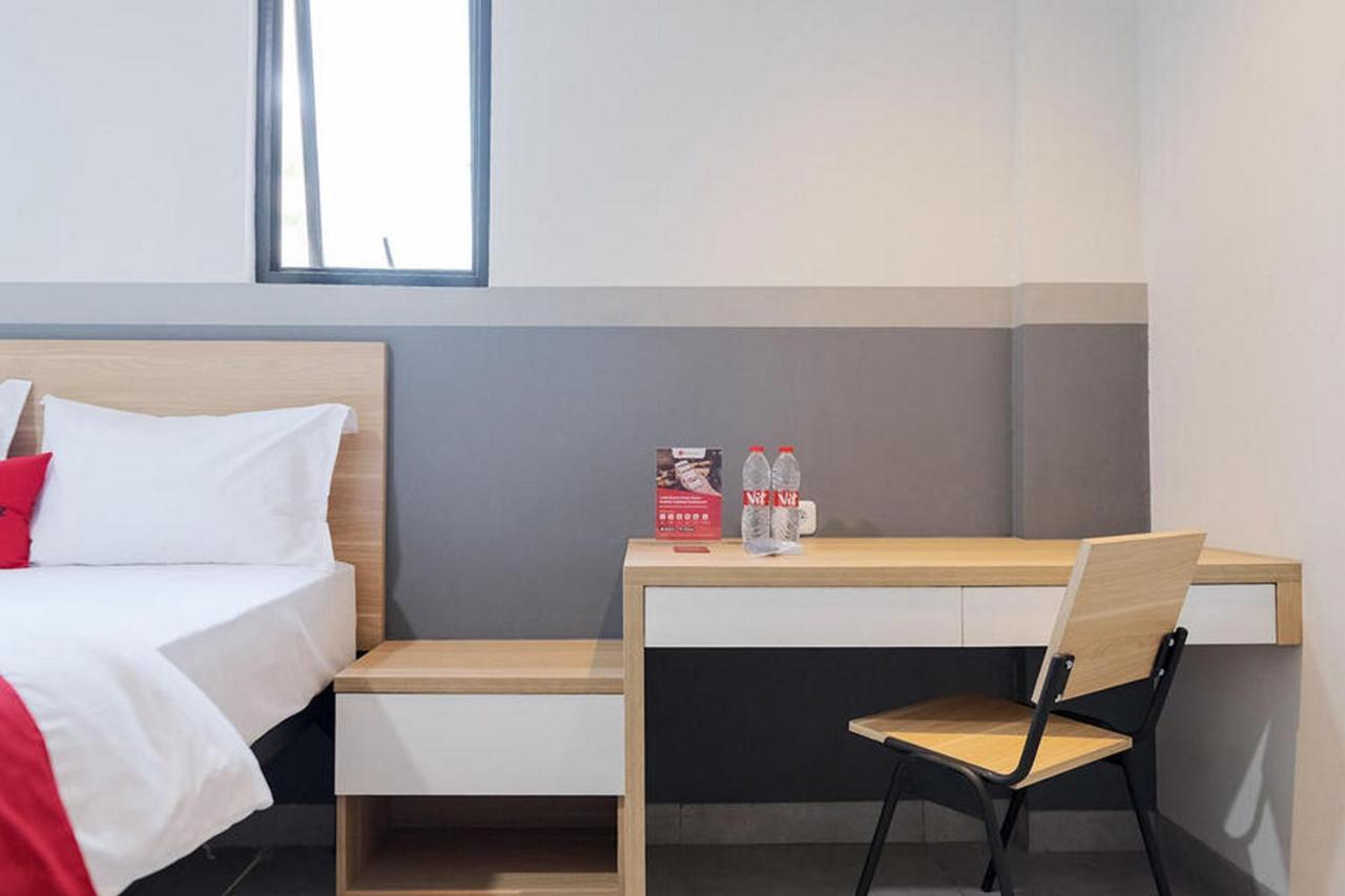 Reddoorz Plus Near Taman Anggrek Mall Τζακάρτα Εξωτερικό φωτογραφία