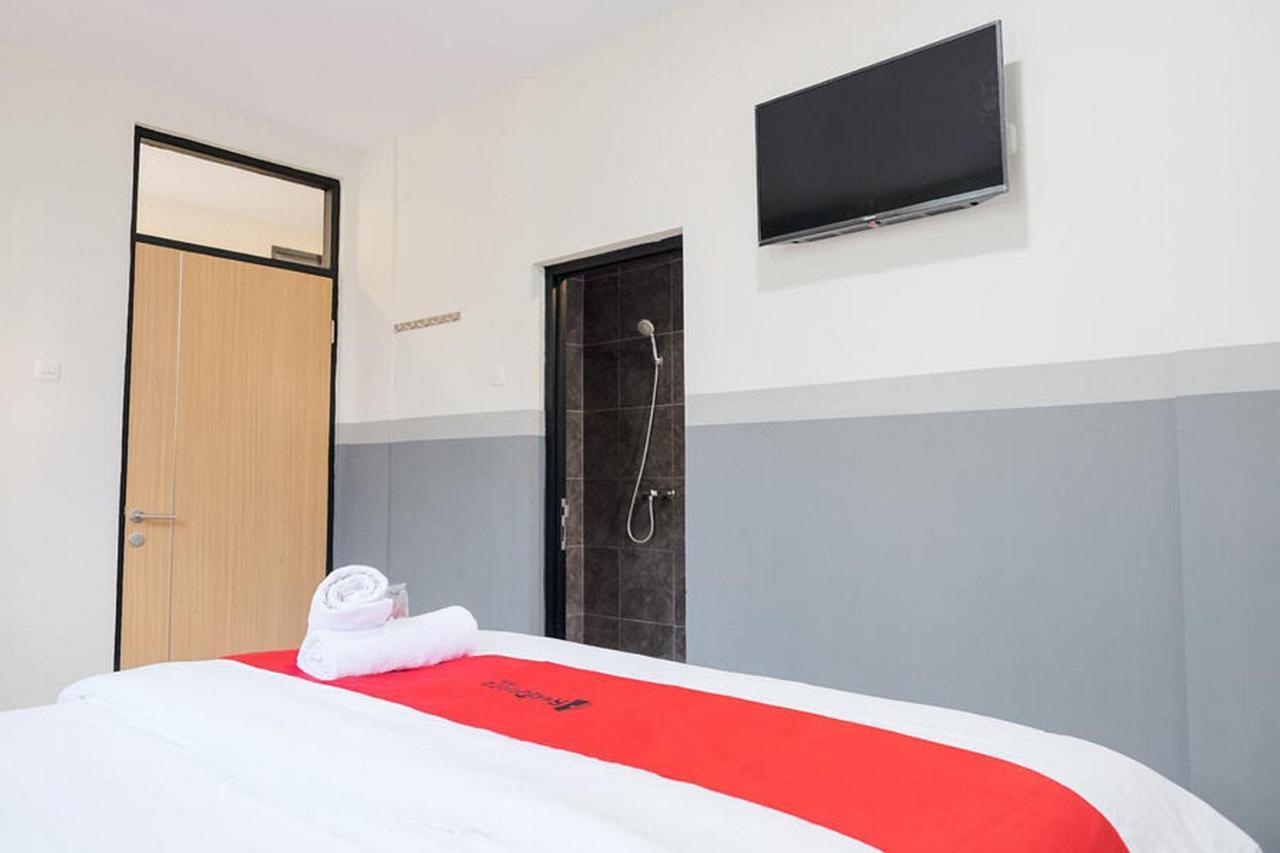 Reddoorz Plus Near Taman Anggrek Mall Τζακάρτα Εξωτερικό φωτογραφία